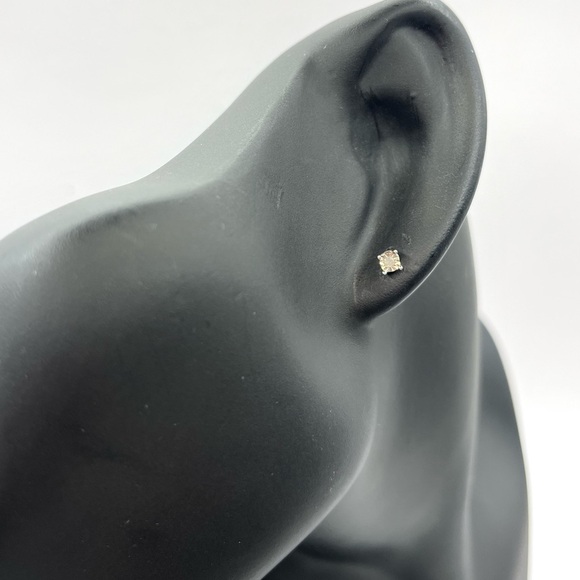 Natural Diamond Tiny Stud Earrings 925 Sterling Silver - Picture 1 of 4